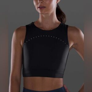 Lululemon Hotty Hot Cropped Tank in Graphite Grey